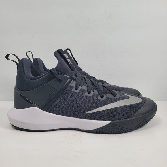 nike men's zoom shift basketball shoes
